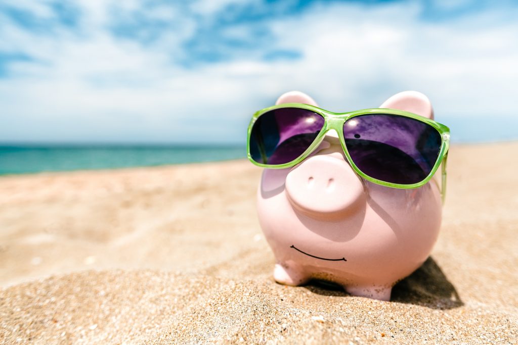6 ways to save on summer vacation